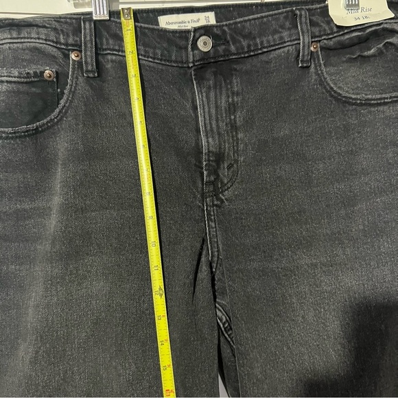ABERCROMBIE AND FITCH JEANS MID RISE BLACK SIZE 34 18L NWT CURVE PLUS - Picture 5 of 9